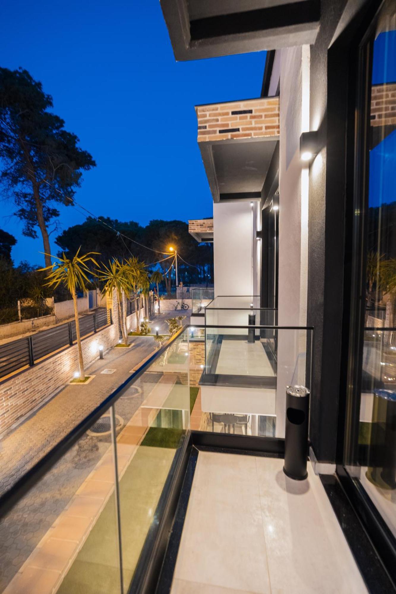 Hotel Beke Vlore Exterior photo