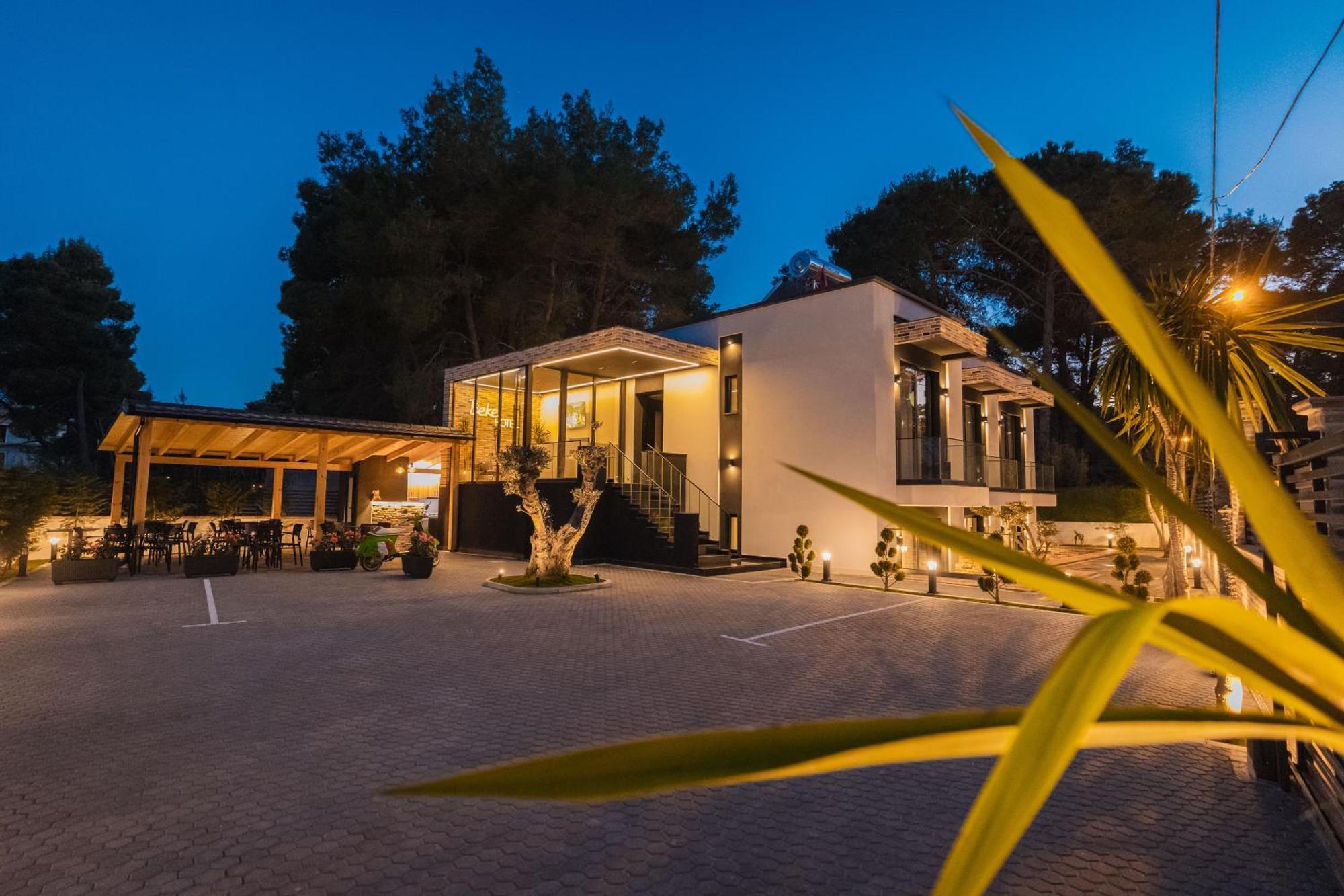 Hotel Beke Vlore Exterior photo