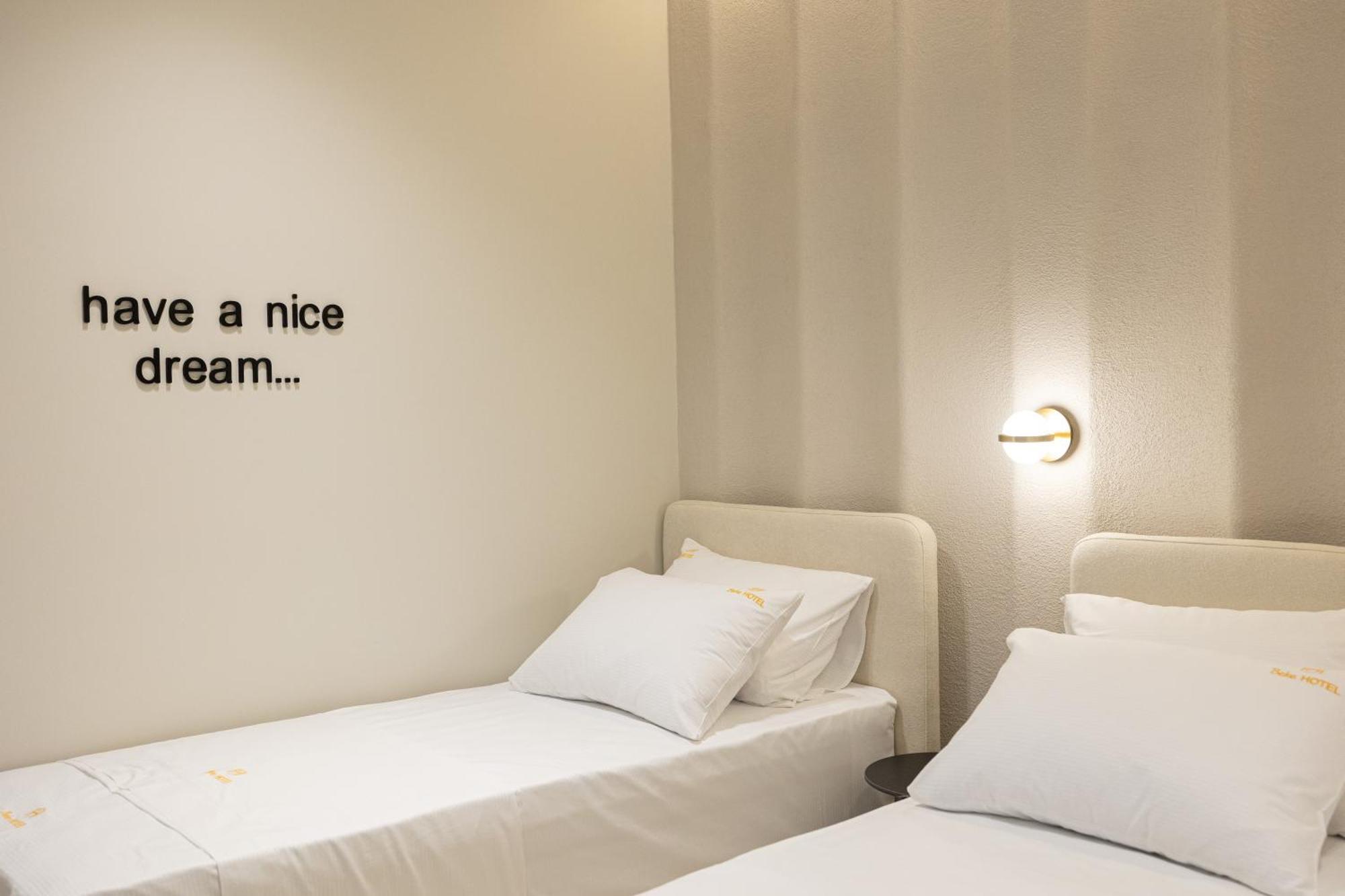 Hotel Beke Vlore Exterior photo